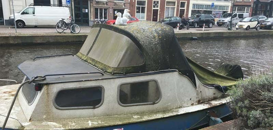 Bootkap reinigen met groene zeep? Niet doen!